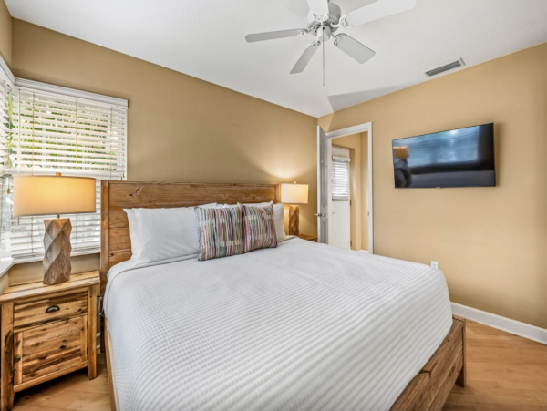 Lido Key Vacation Home with 2 Bedroom and Private Pool